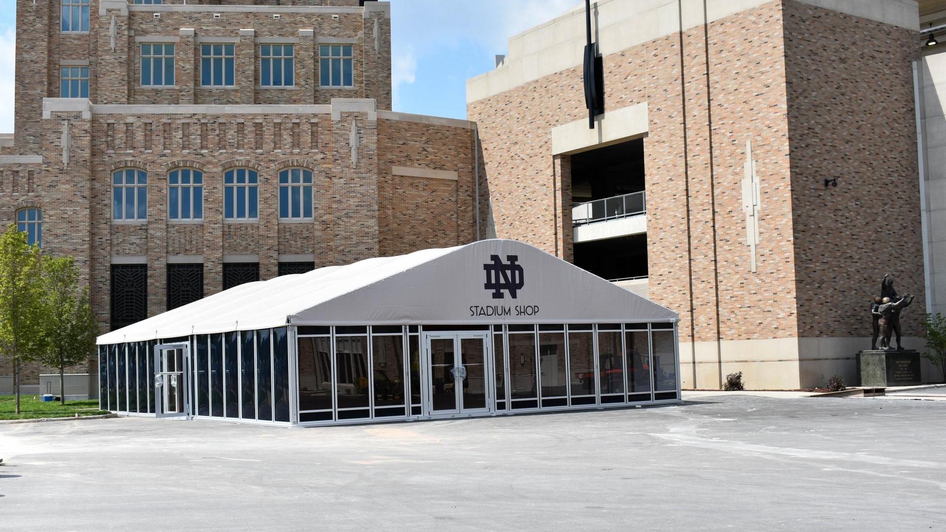 Hammes Bookstore Custom Tent At University Of Notre Dame Stadium