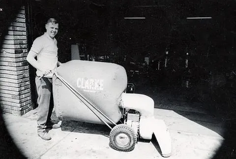 aays-is-born-1966